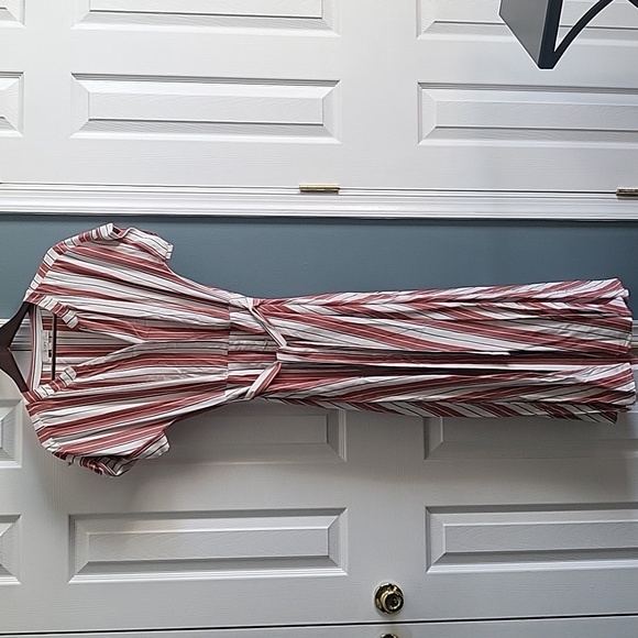 LOFT Dresses & Skirts - Dress